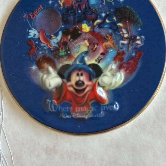 Disney ceramic ornament - Picture 3 of 8